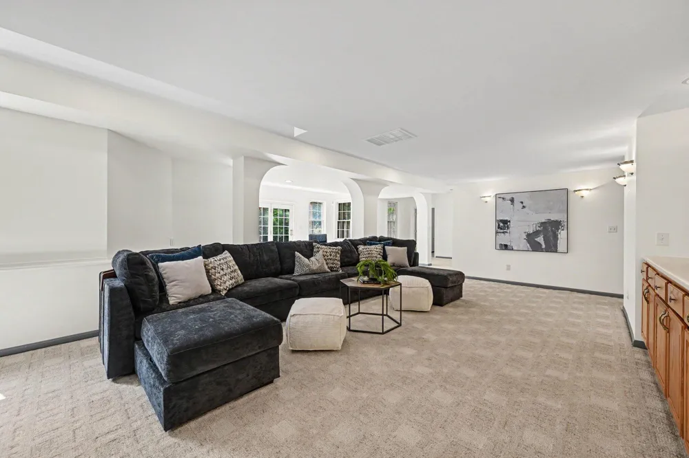 3037 Walnut Ridge Drive Ann Arbor, MI 48103