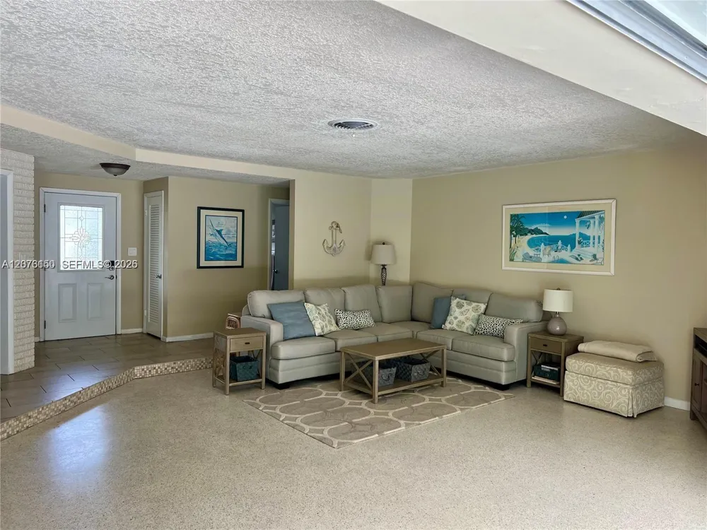 1241 Manor Dr Singer Island, FL 33404