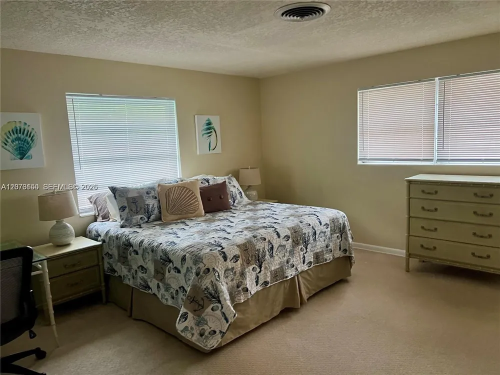 1241 Manor Dr Singer Island, FL 33404