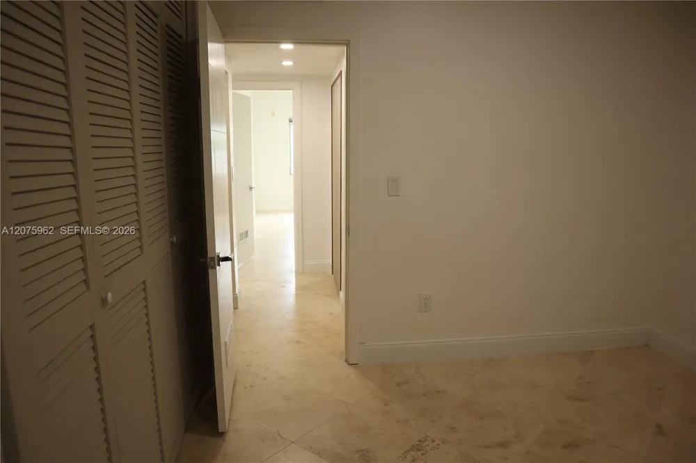 13105 Ixora Ct #112 North Miami, FL 33181