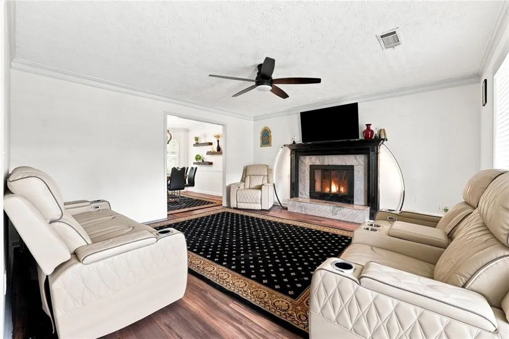 932 Sugar Meadow Lane Buford, GA 30518