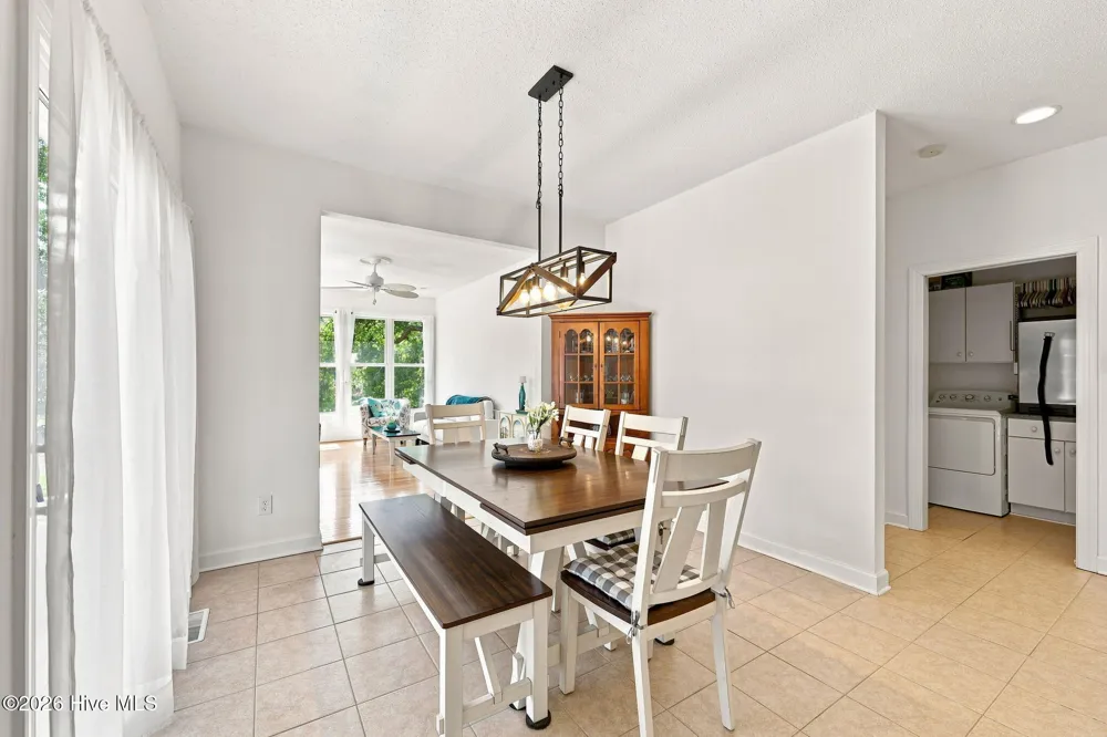 104 Fox Run Court West End, NC 27376