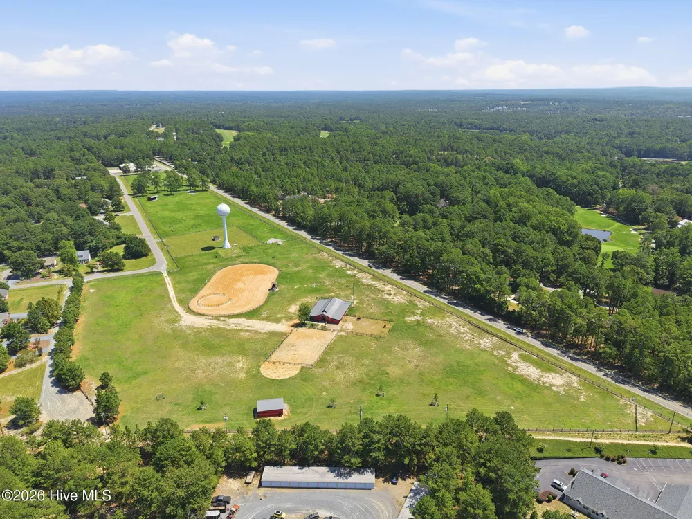 104 Fox Run Court West End, NC 27376