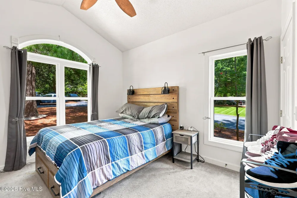 104 Fox Run Court West End, NC 27376