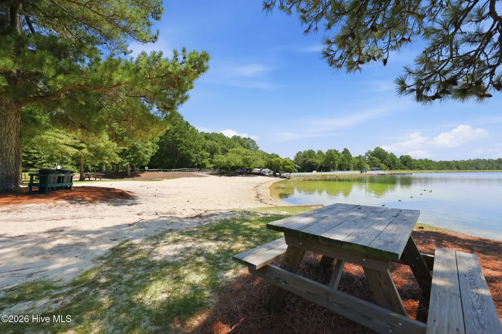 104 Fox Run Court West End, NC 27376