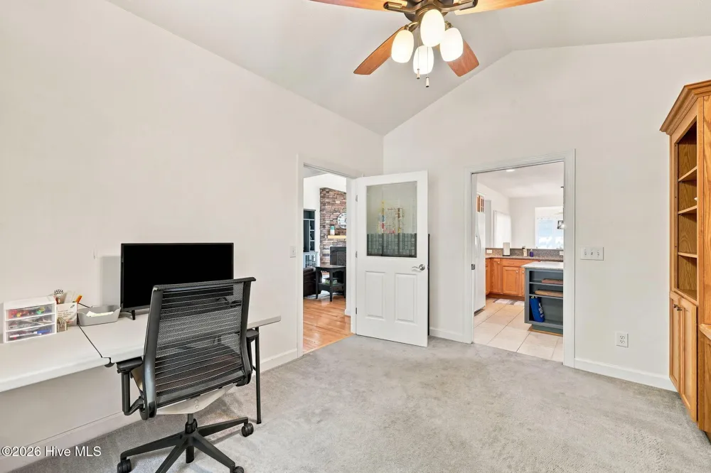 104 Fox Run Court West End, NC 27376