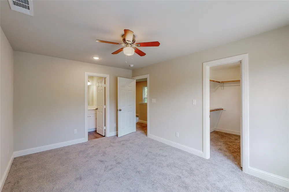 618 W Sears Street Denison, TX 75020