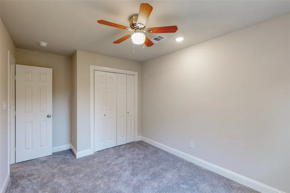 618 W Sears Street Denison, TX 75020