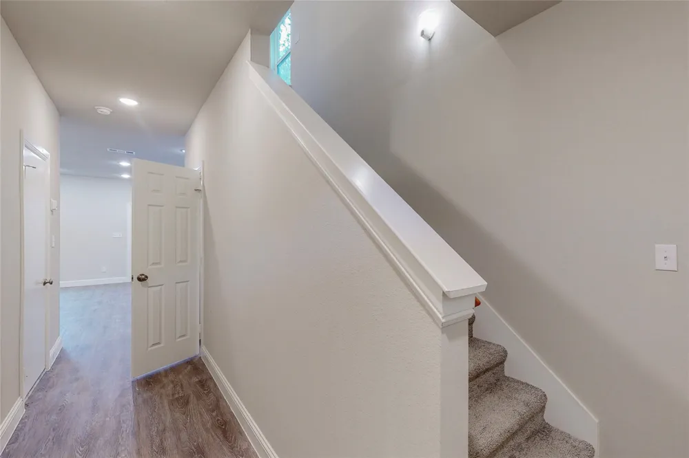 618 W Sears Street Denison, TX 75020