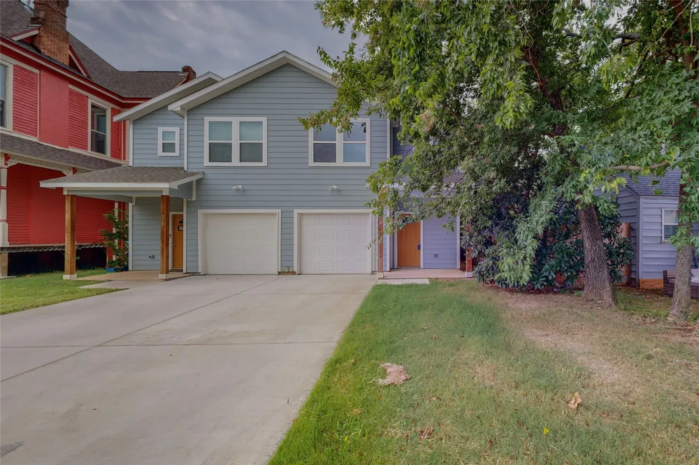 618 W Sears Street Denison, TX 75020