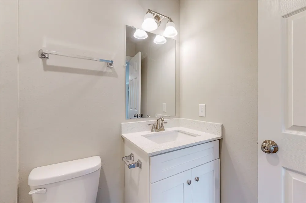 618 W Sears Street Denison, TX 75020