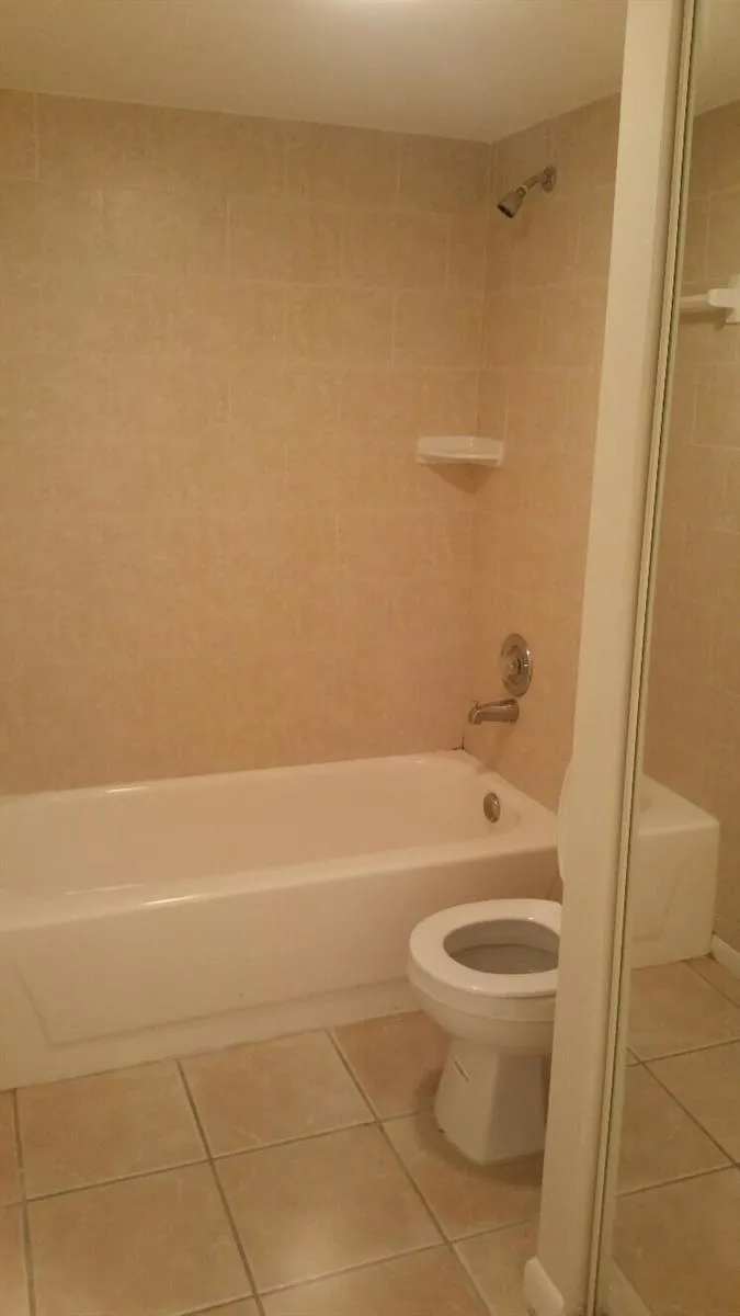 102 Heritage Way West Palm Beach, FL 33407