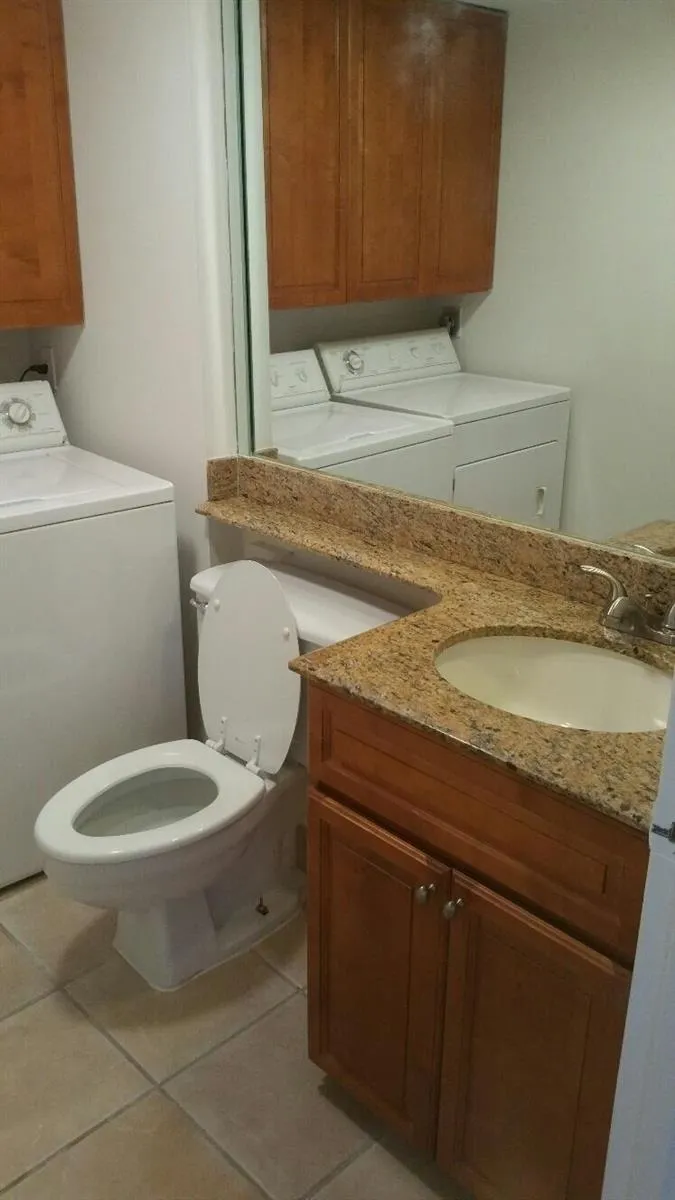 102 Heritage Way West Palm Beach, FL 33407