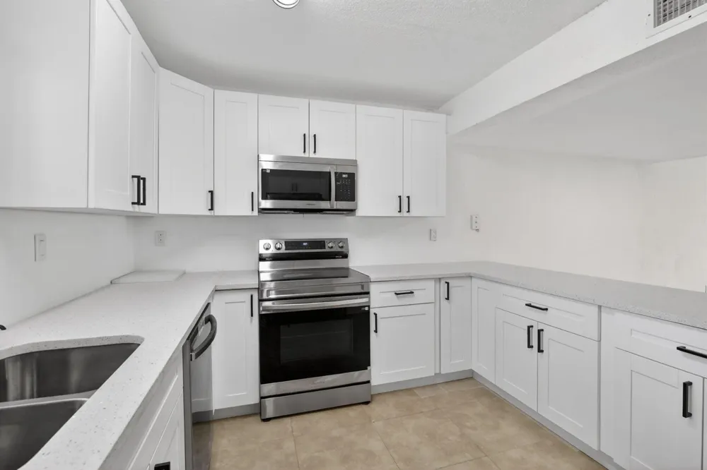 11556 NW 1ST STREET Plantation, FL 33325