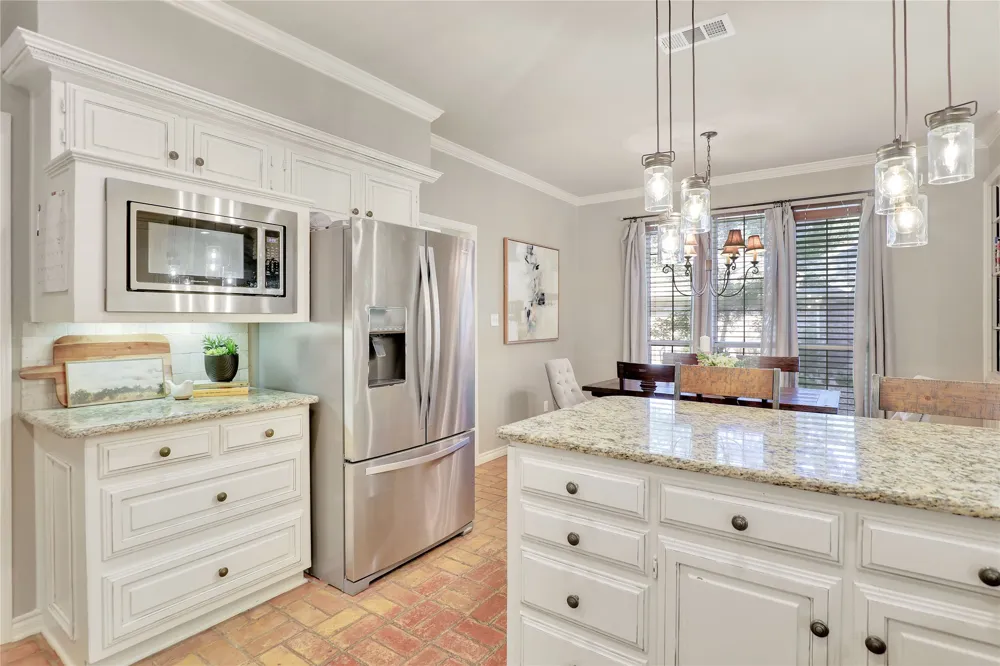 1814 Lakeshore Court McKinney, TX 75072