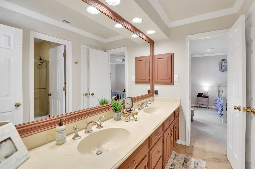 1814 Lakeshore Court McKinney, TX 75072
