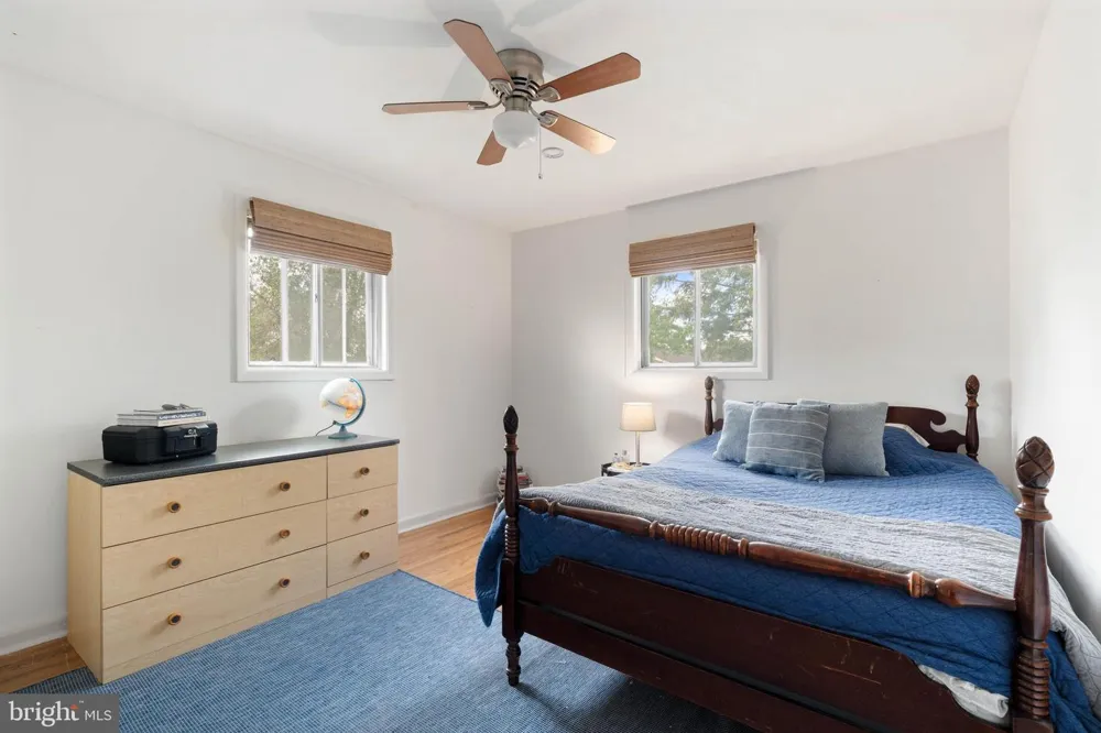 1011 MT PLEASANT WAY Cherry Hill, NJ 08034