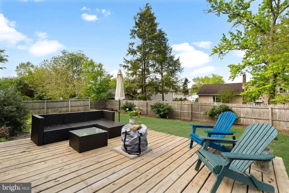 1011 MT PLEASANT WAY Cherry Hill, NJ 08034