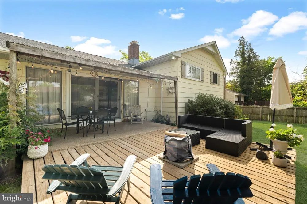 1011 MT PLEASANT WAY Cherry Hill, NJ 08034
