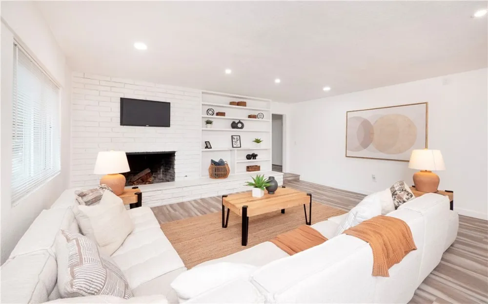 2350 Shadow Hill Drive Riverside, CA 92506
