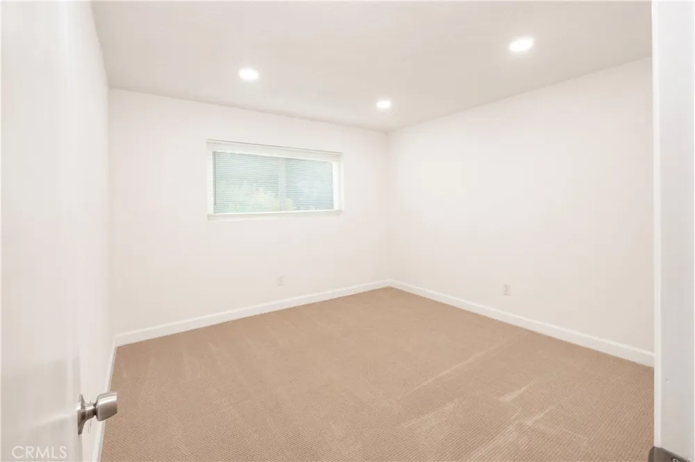 2350 Shadow Hill Drive Riverside, CA 92506