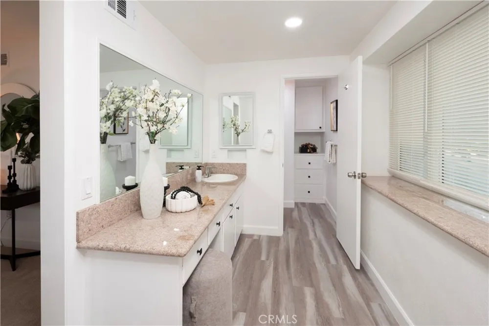 2350 Shadow Hill Drive Riverside, CA 92506