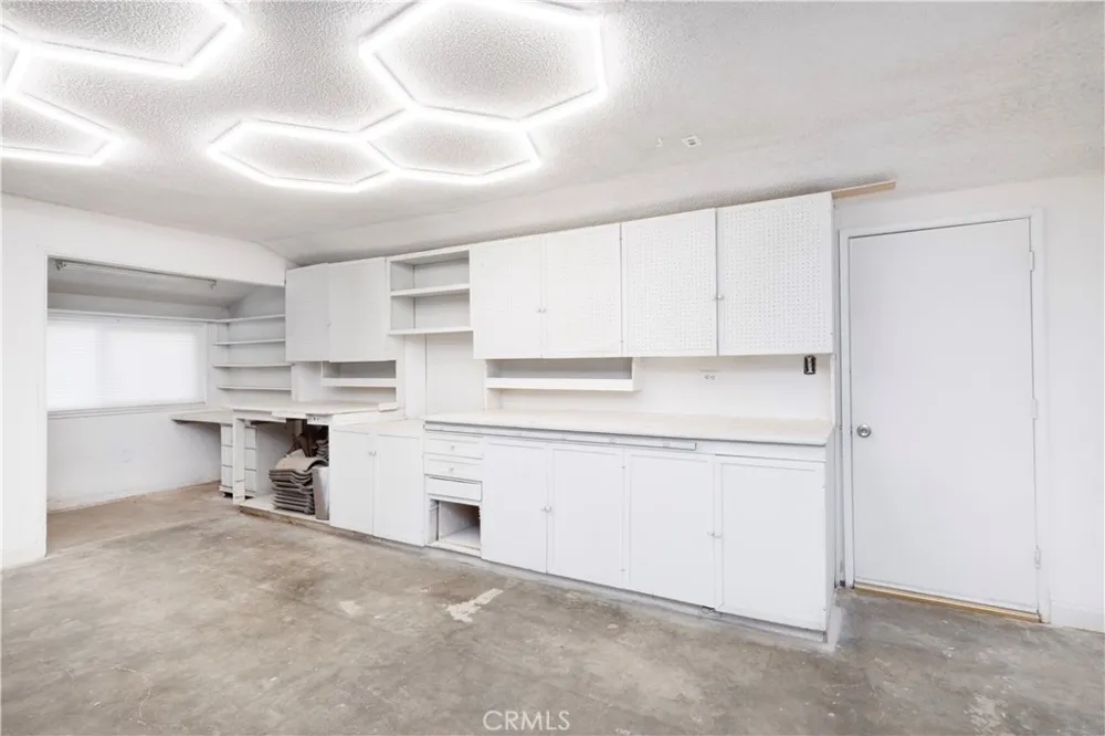 2350 Shadow Hill Drive Riverside, CA 92506