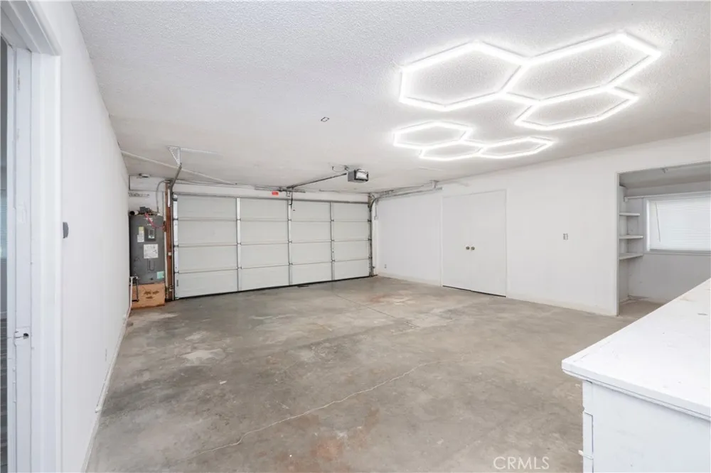 2350 Shadow Hill Drive Riverside, CA 92506
