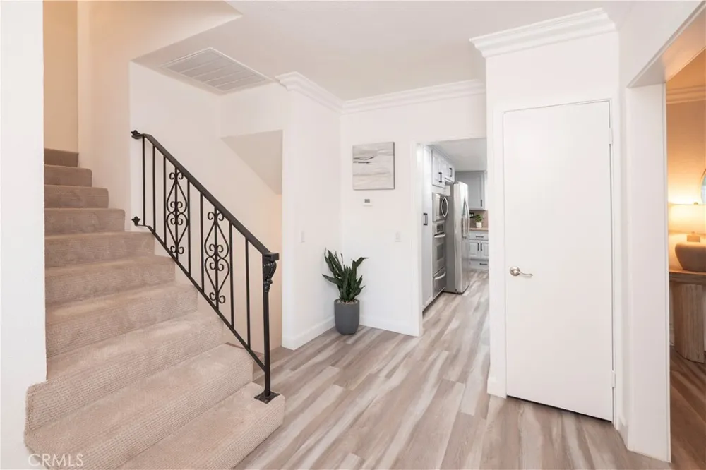 2350 Shadow Hill Drive Riverside, CA 92506
