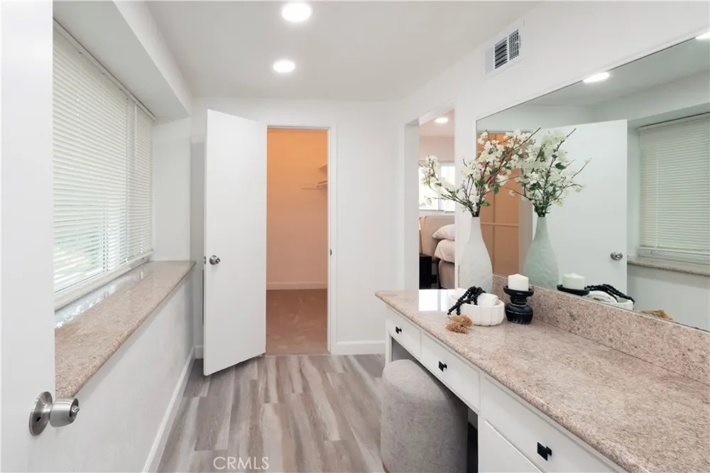 2350 Shadow Hill Drive Riverside, CA 92506