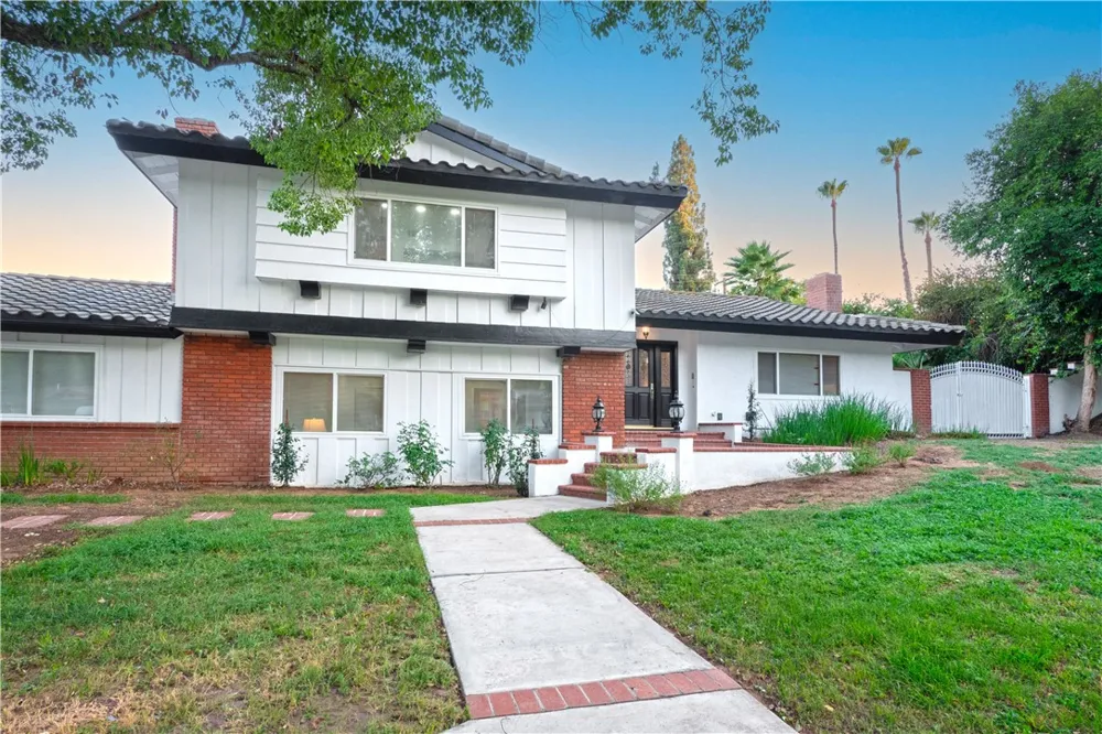 2350 Shadow Hill Drive Riverside, CA 92506