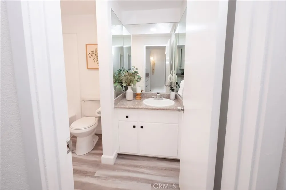 2350 Shadow Hill Drive Riverside, CA 92506
