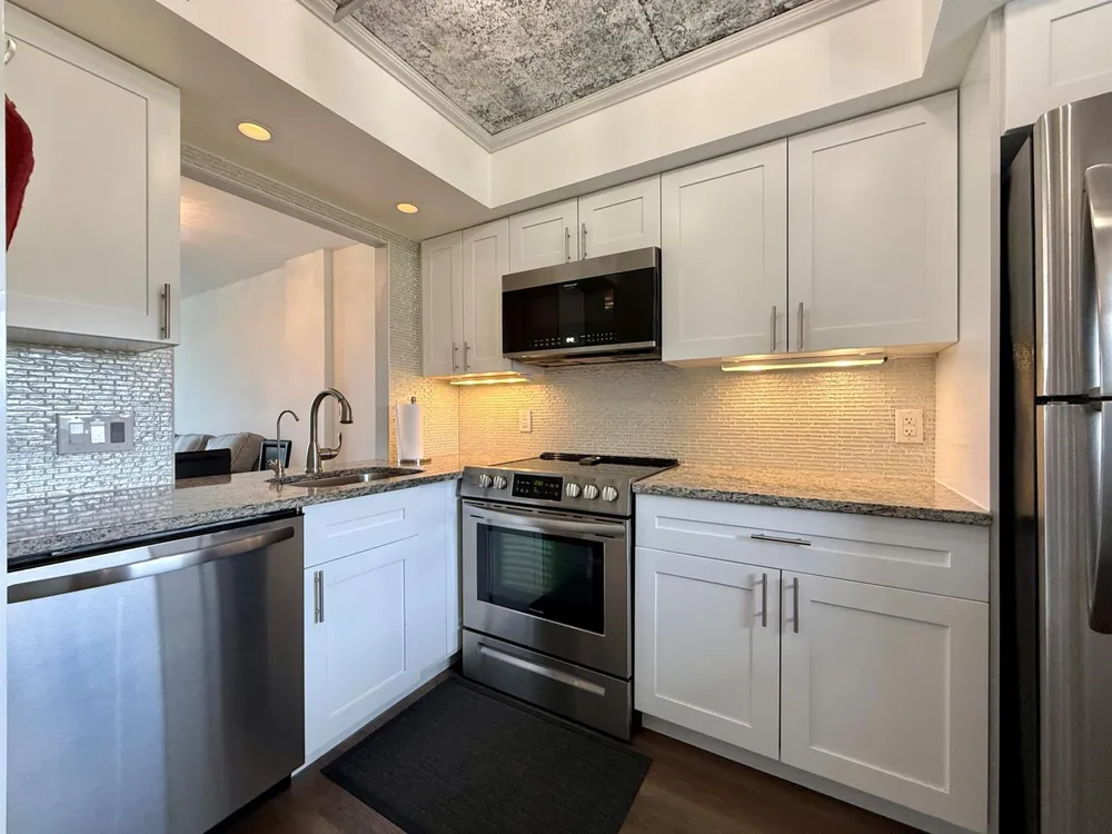 102 Royal Pk Drive #4C Oakland Park, FL 33309