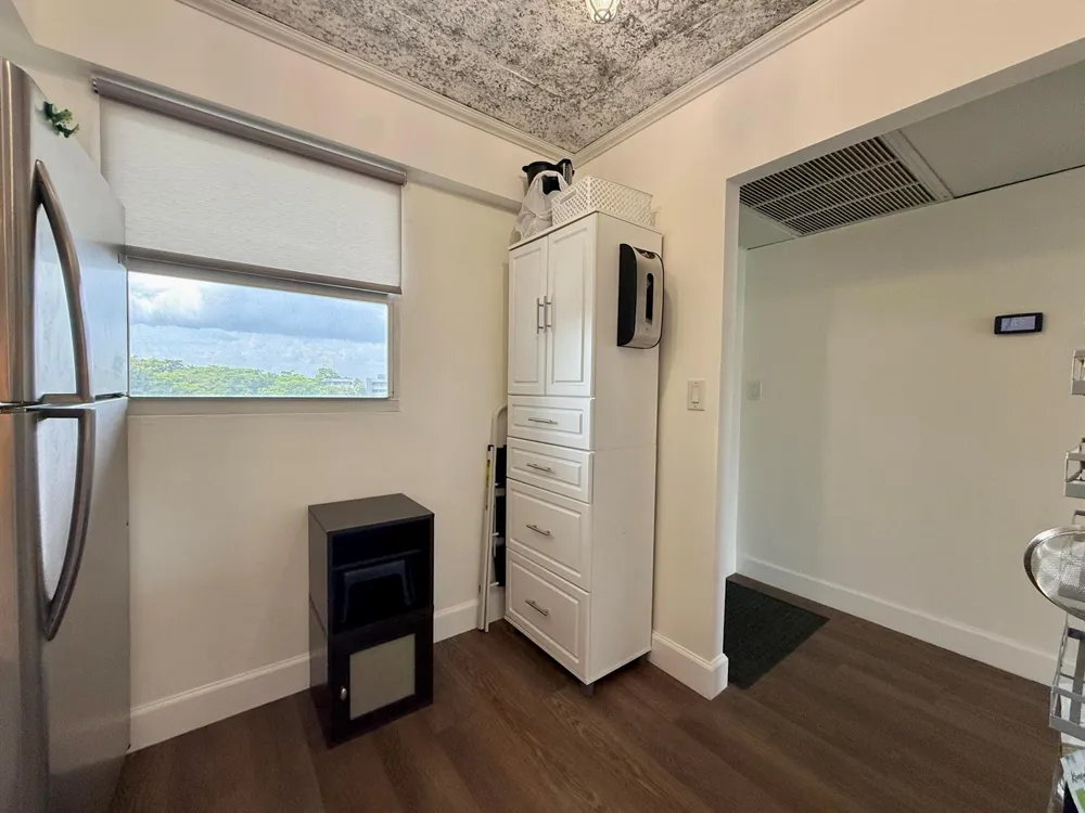 102 Royal Pk Drive #4C Oakland Park, FL 33309