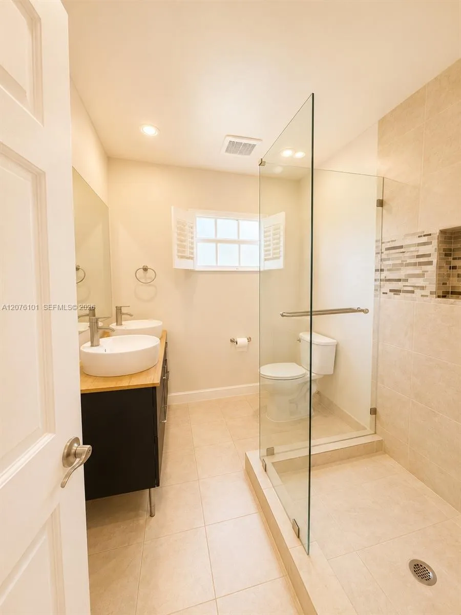 1030 NE 107th St #1030 Miami Shores, FL 33161