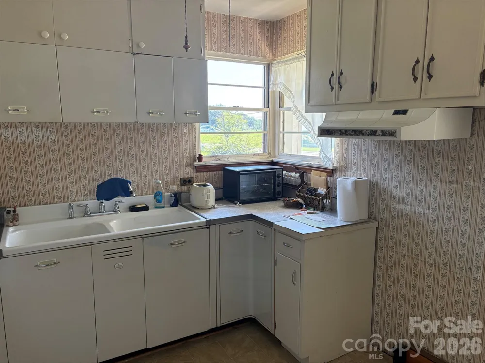 1308 Salem Road Morganton, NC 28655