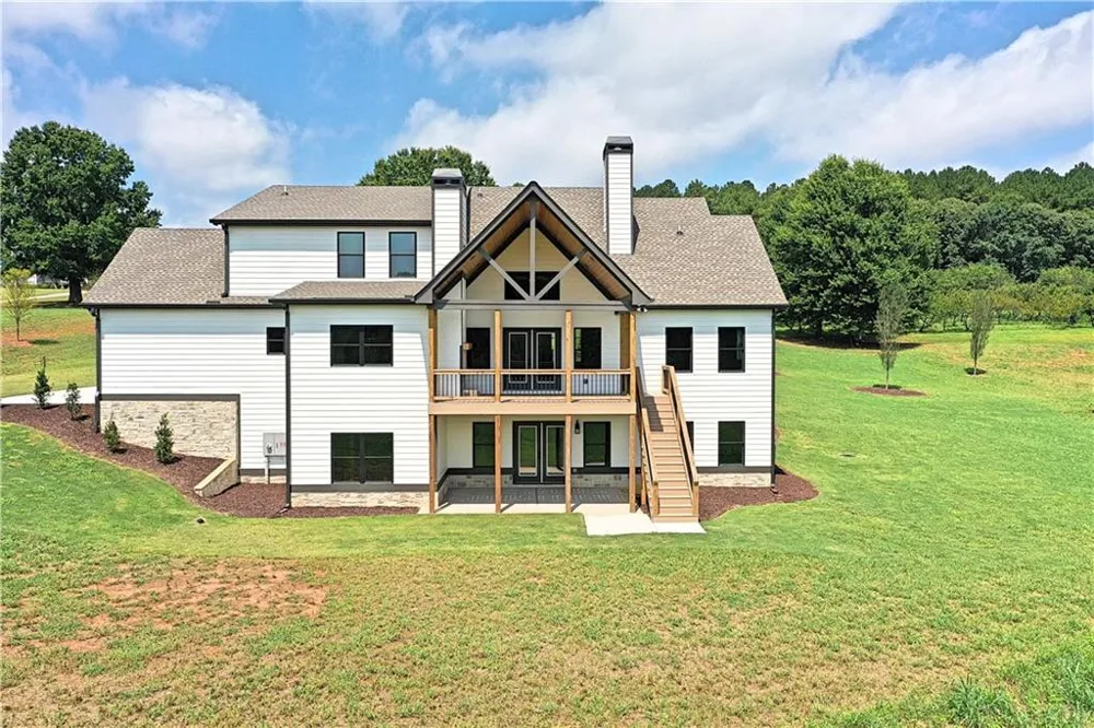 810 North Hampton Way Monroe, GA 30656