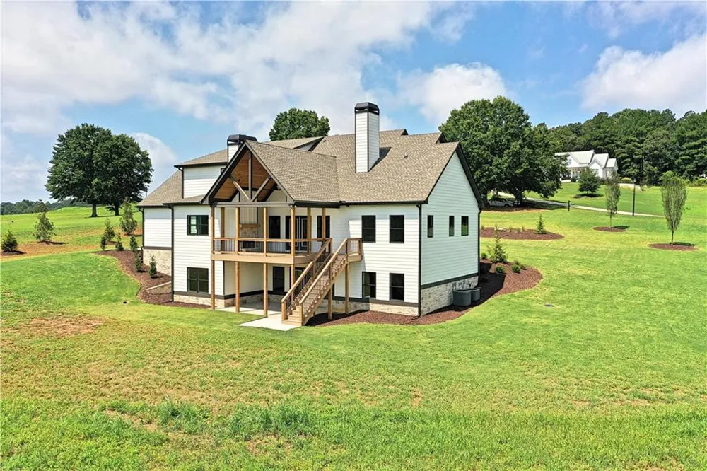 810 North Hampton Way Monroe, GA 30656