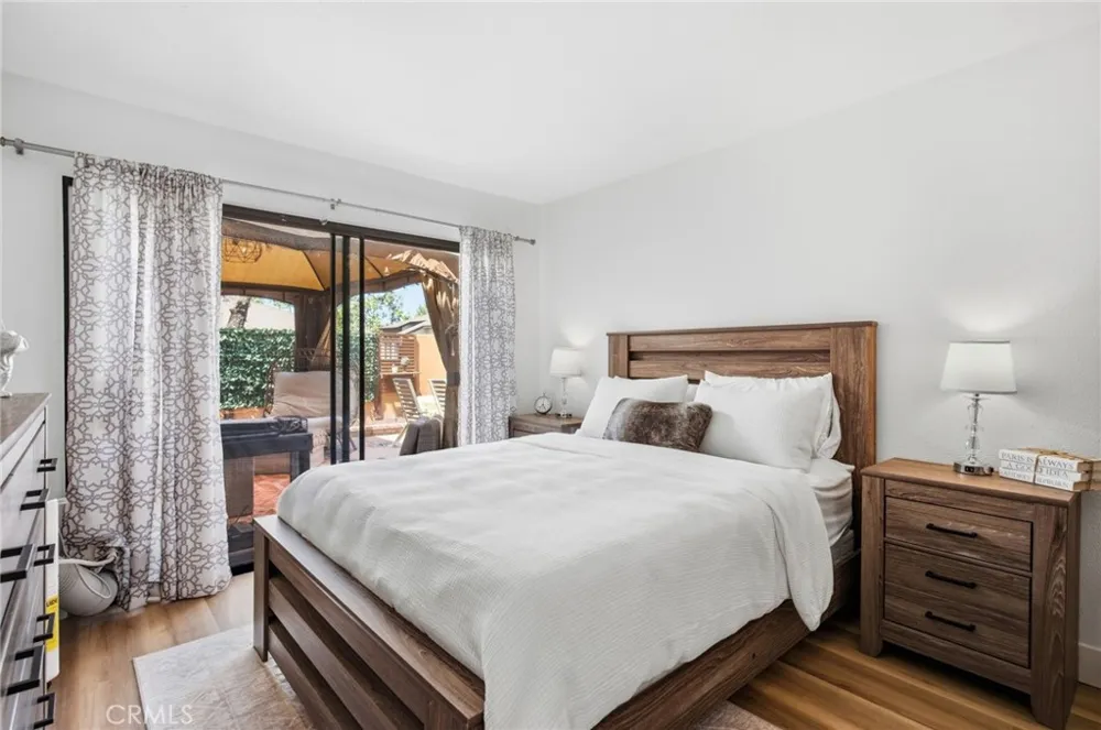 25671 Le Parc #33 Lake Forest, CA 92630