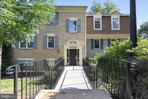 20220 SHIPLEY TERRACE #102