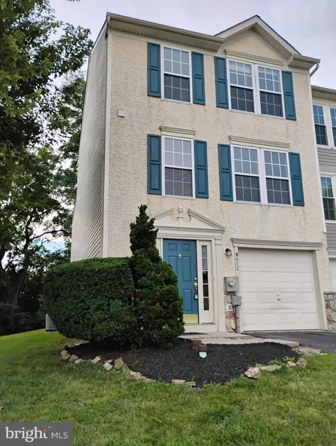 412 GREEN HILL ROAD #24