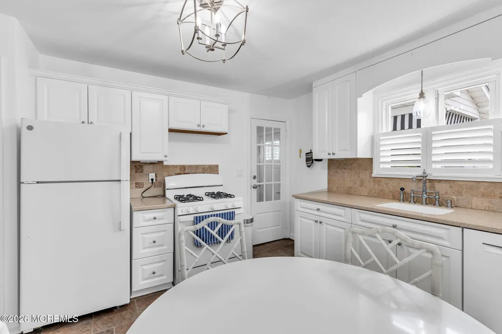 603 Monmouth Avenue Spring Lake, NJ 07762