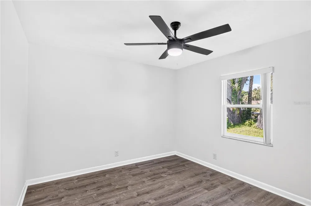 5464 RIVERSIDE DRIVE Port Orange, FL 32127