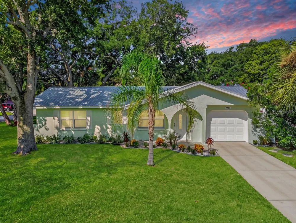 5464 RIVERSIDE DRIVE Port Orange, FL 32127