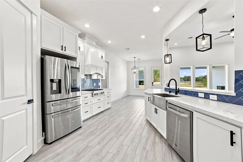 203 Cavalry Trail Drive Rosharon, TX 77583