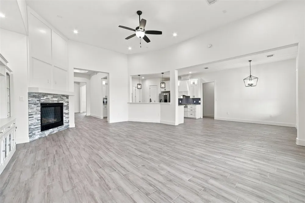 203 Cavalry Trail Drive Rosharon, TX 77583
