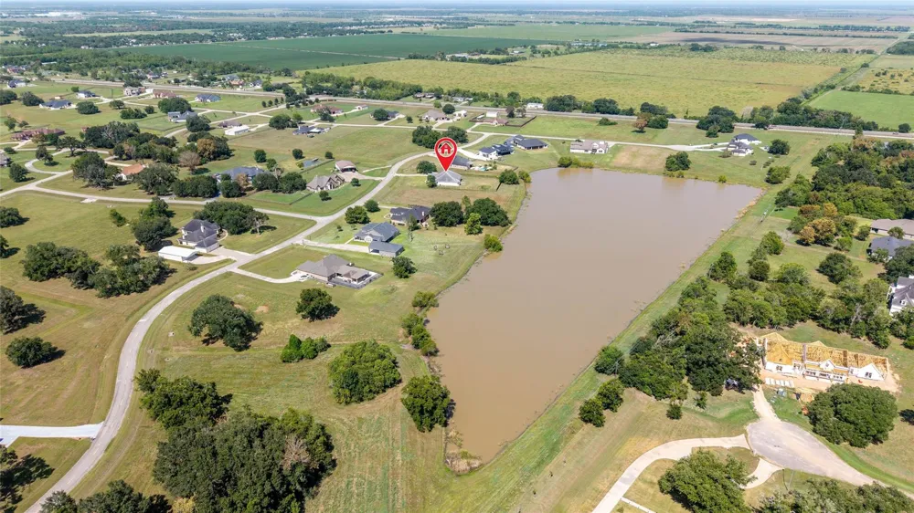 203 Cavalry Trail Drive Rosharon, TX 77583