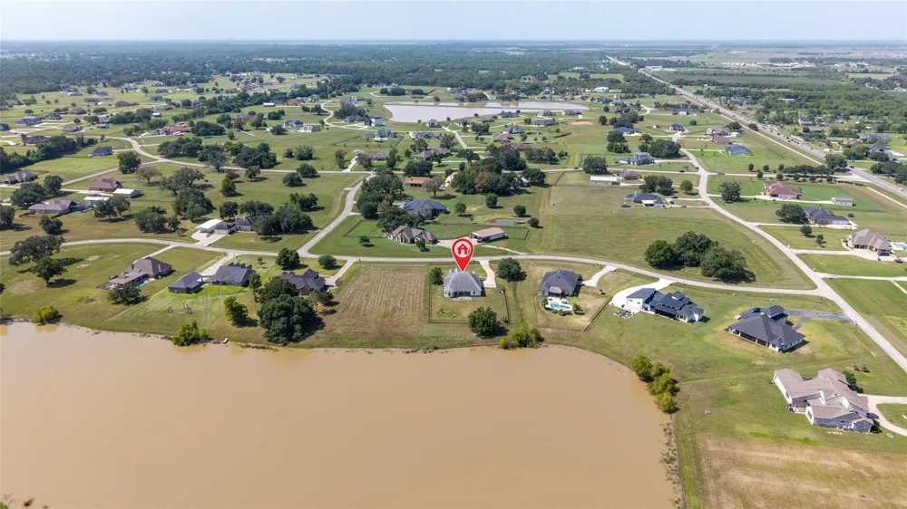 203 Cavalry Trail Drive Rosharon, TX 77583