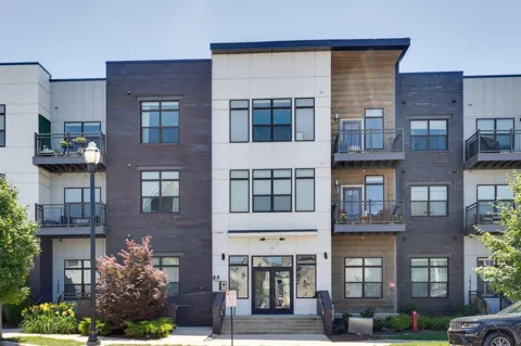 1638 54th AVE #APT 328
