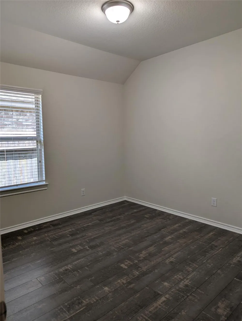 2331 Shoal Valley Lane Richmond, TX 77469